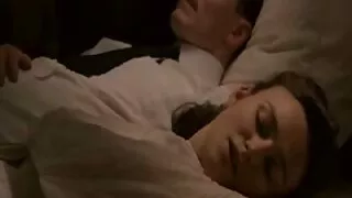 پچھواڑے میں ، knuckles ایک طویل پتلی عضو تناسل متعارف کرایا اور سریال سکسی روسی اسے بھاڑ میں جاؤ.