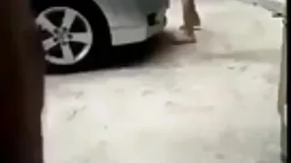 اس کے چہرے پر ایک بڑا مرگا اور cumshot کے ساتھ ایک فیلمسکسی روسی لڑکی کے پچھواڑے میں ڈرلنگ.