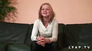 خود فلمی سکسی روسی تنہائی کے درمیان مرد کی جنسی بھوک کو پورا کریں ۔