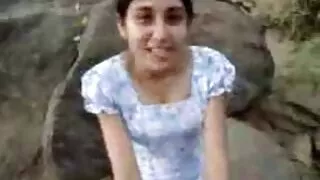 وہ پچھلی سیٹ پر ٹیکسی ڈرائیور کے کلیپ سکسی روسیه پاس بھاگتا ہے ۔