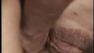ہم جنس پرست جنسی تعلقات رکھنے روسی سکسی والی لڑکی کے ساتھ گنجا ۔