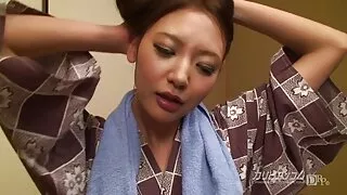 سنہرے فیلم روسی سکسی بالوں والی جرمن دفتر میں ڈک بیکار ہے.