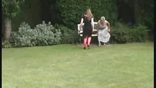 لڑکیوں چوسنے کی عادت لنڈ سگسی روسی کی ایک بااثر آدمی.