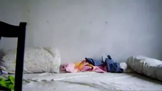وہ ایک ویشیا گھر بلاتا ہے اور ایک بڑا فیلم سکس مادر وپسر روسی ڈک fucks.