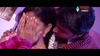 پینٹ فیلم سکسی روسی لڑکیوں نے ایک آدمی کو بہکایا.