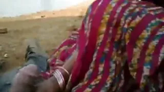 سنہرے بالوں والی گٹارسٹ کے ساتھ جنسی تعلق فیلم روسی سکسی ہے.